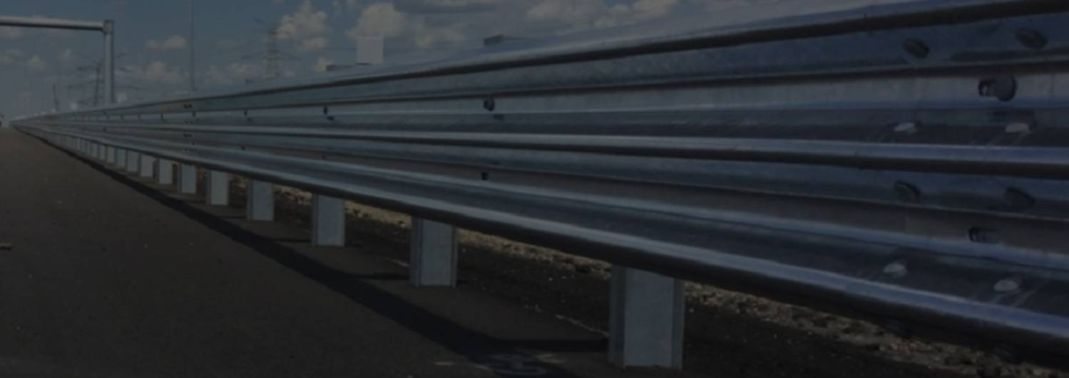 Thrie Beam Crash Barrier Manufacturers, Suppliers in Pune, Maharashtra, India