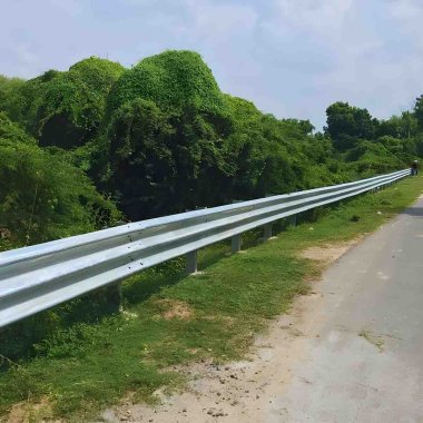 Thrie Beam Crash Barrier Manufacturers in Pune